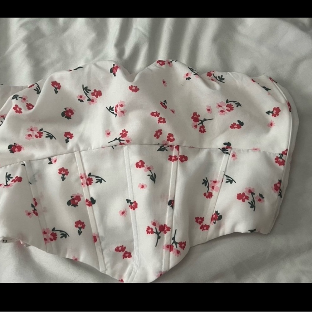 Princess Polly White Floral Top